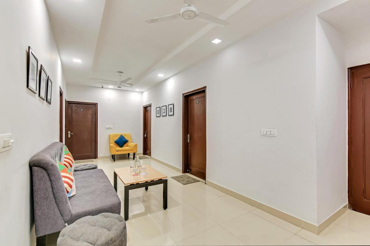 Oyo Home 64106 Comfortable Stay New Delhi Eksteriør billede