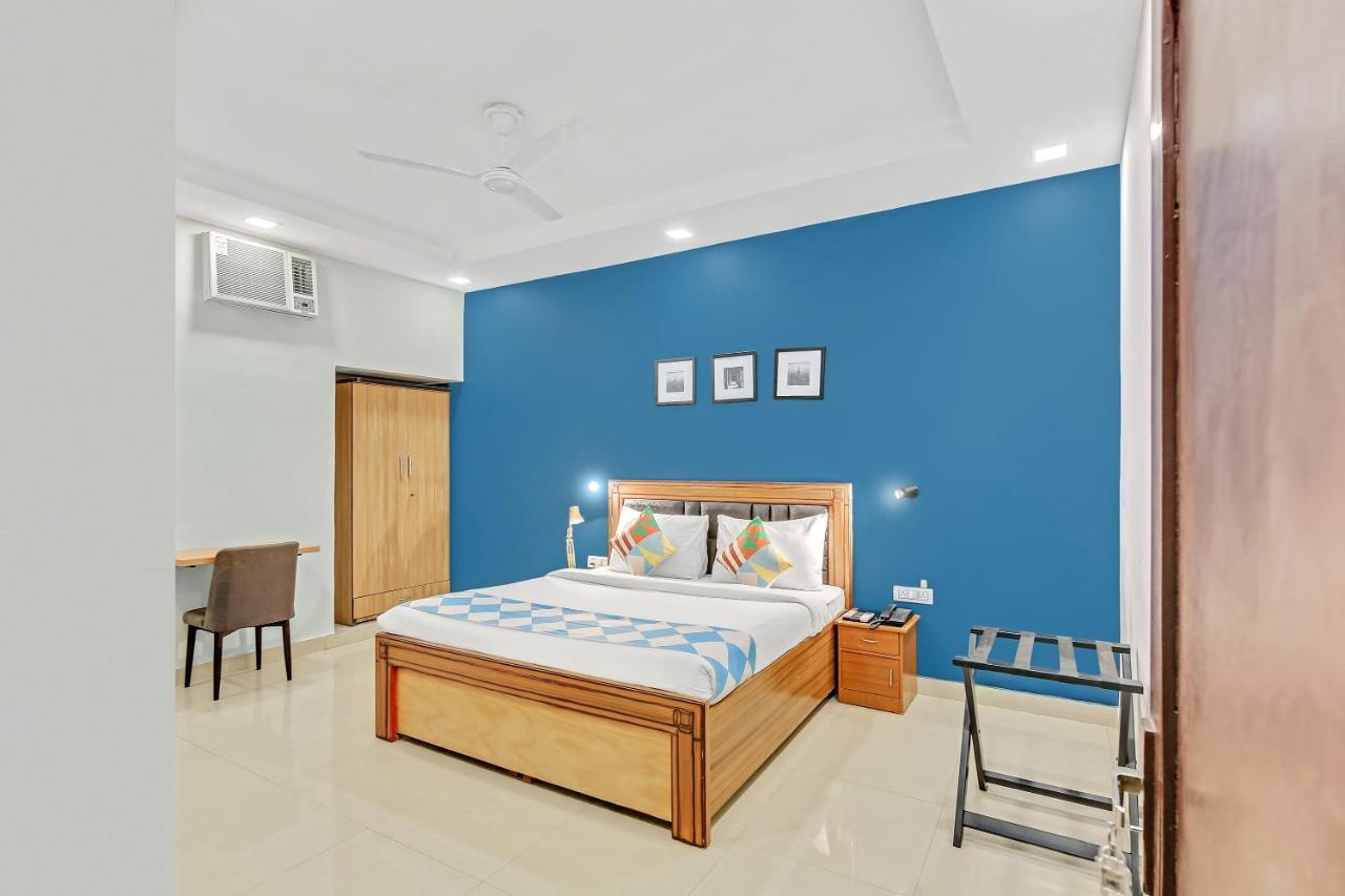 Oyo Home 64106 Comfortable Stay New Delhi Eksteriør billede