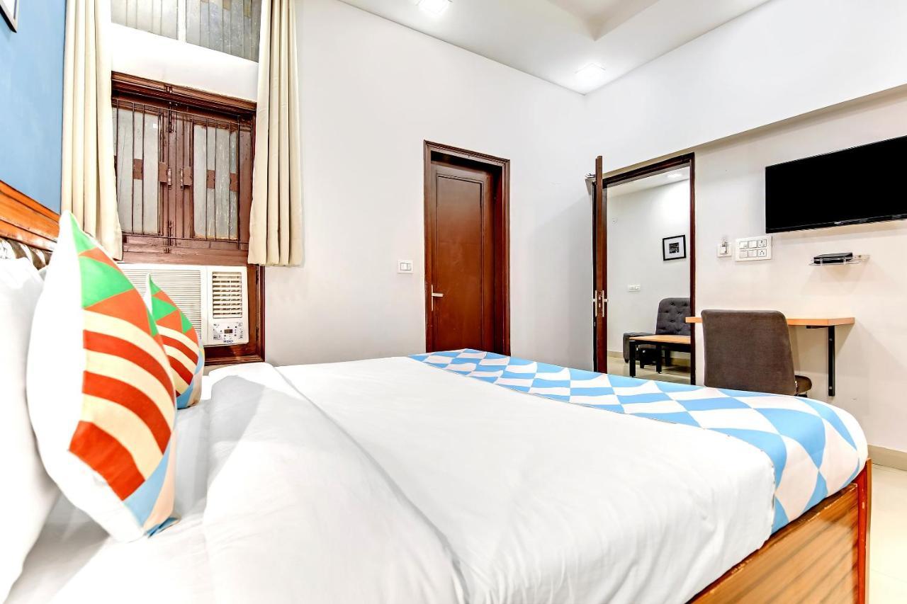Oyo Home 64106 Comfortable Stay New Delhi Eksteriør billede