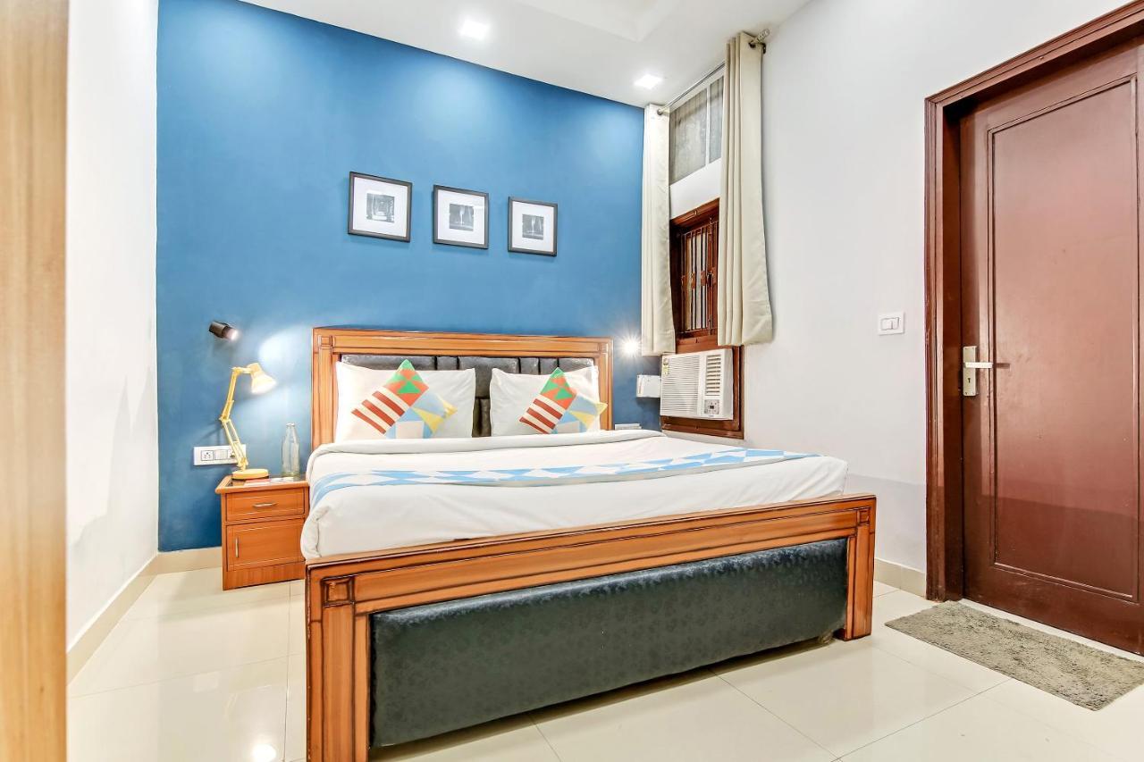 Oyo Home 64106 Comfortable Stay New Delhi Eksteriør billede