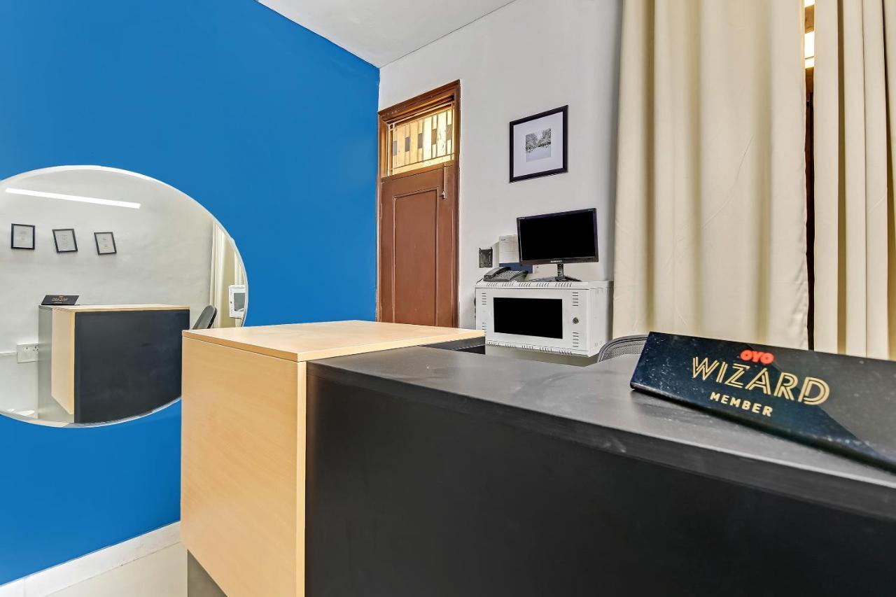 Oyo Home 64106 Comfortable Stay New Delhi Eksteriør billede