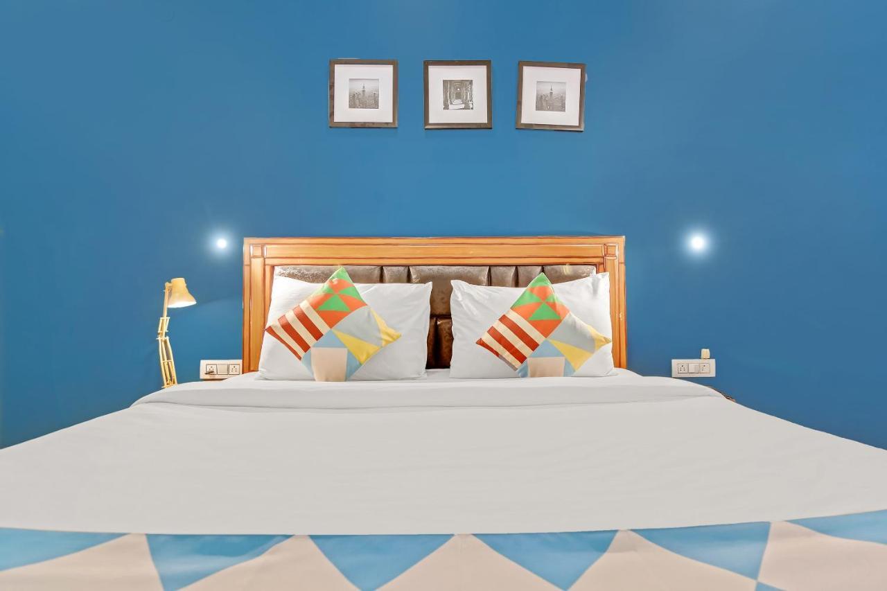 Oyo Home 64106 Comfortable Stay New Delhi Eksteriør billede